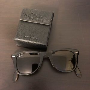 Rayban Tortoise Wayfarer Foldable Sunglasses